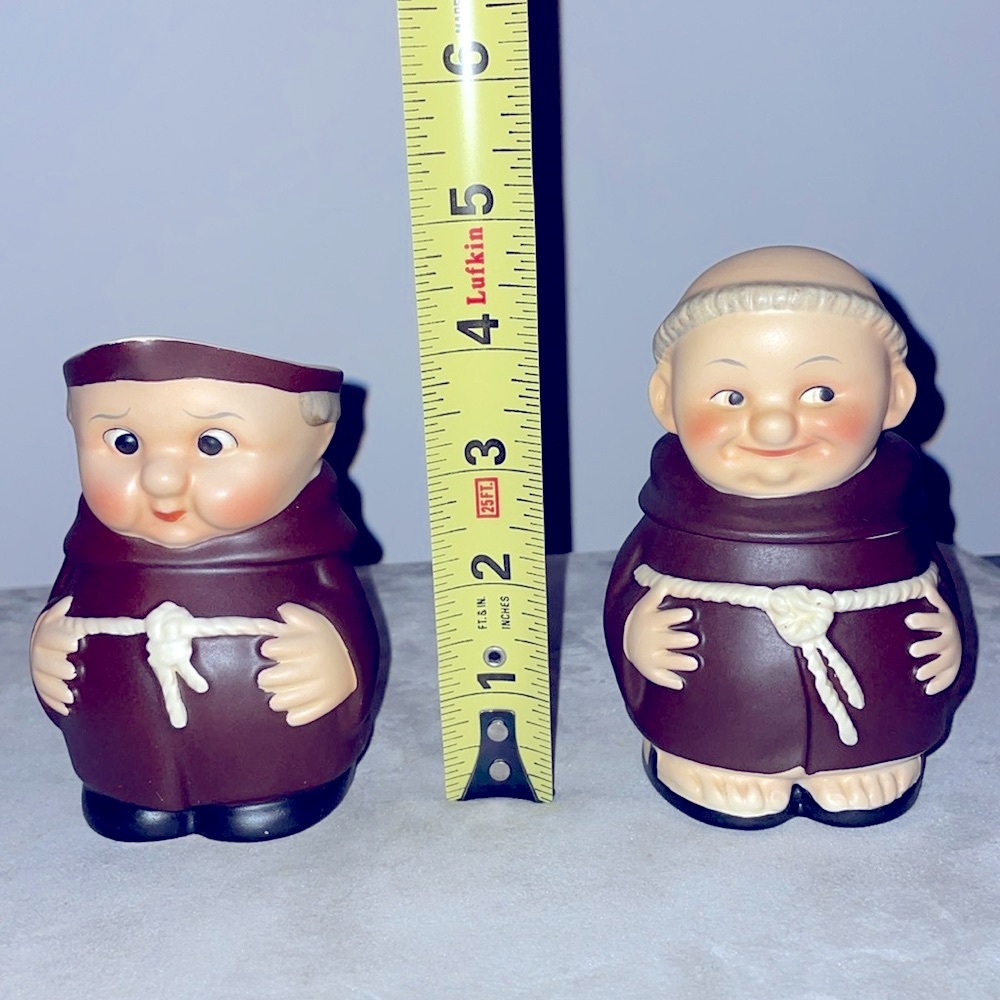 Vintage Goebel Friar Tuck Creamer & Sugar Hummel Figurines Original Pamphlet EUC - Picture 14 of 16